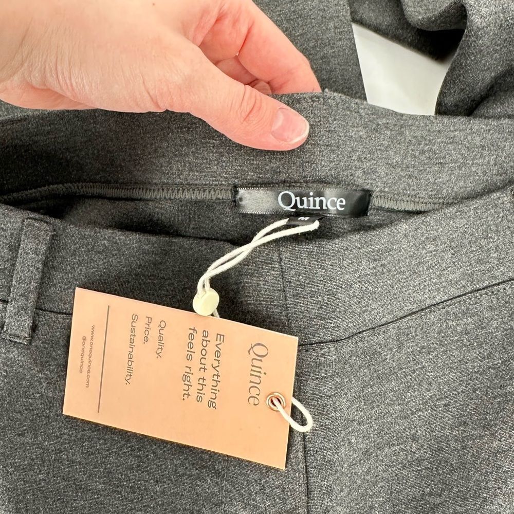 NWT Quince Ultra-Stretch Ponte Straight Leg Pants Size Medium PETITE - Picture 7 of 10